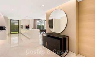 Appartement moderne et exclusive à vendre, directement sur la plage, entre Marbella et Estepona 34699 