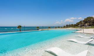 Appartement moderne et exclusive à vendre, directement sur la plage, entre Marbella et Estepona 34703 