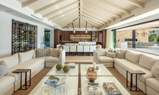 Villa exclusive à vendre en première ligne du golf à Aloha dans une résidence fermée à Nueva Andalucia - Marbella 35328 