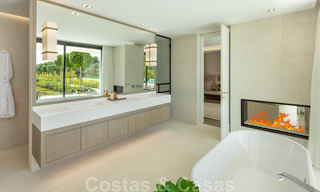 Villa exclusive à vendre en première ligne du golf à Aloha dans une résidence fermée à Nueva Andalucia - Marbella 35334 