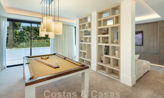 Villa exclusive à vendre en première ligne du golf à Aloha dans une résidence fermée à Nueva Andalucia - Marbella 35343 