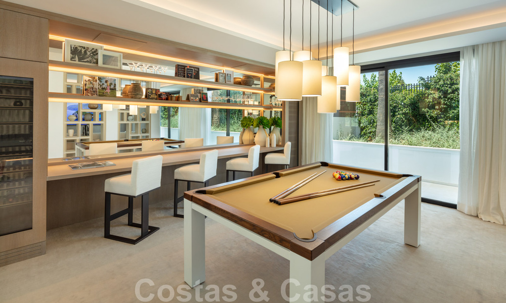 Villa exclusive à vendre en première ligne du golf à Aloha dans une résidence fermée à Nueva Andalucia - Marbella 35344