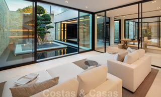 Villa exclusive à vendre en première ligne du golf à Aloha dans une résidence fermée à Nueva Andalucia - Marbella 35349 