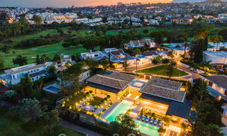 Villa exclusive à vendre en première ligne du golf à Aloha dans une résidence fermée à Nueva Andalucia - Marbella 35353 