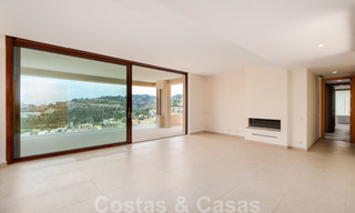 Nouveau penthouse à vendre avec vue panoramique sur la mer dans une belle station balnéaire à Benahavis - Marbella 35458 