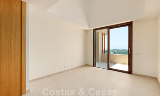 Nouveau penthouse à vendre avec vue panoramique sur la mer dans une belle station balnéaire à Benahavis - Marbella 35463 