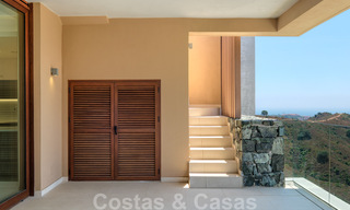 Nouveau penthouse à vendre avec vue panoramique sur la mer dans une belle station balnéaire à Benahavis - Marbella 35484 