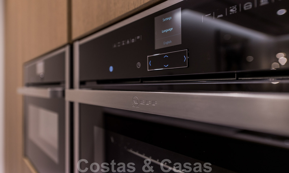 Appartement exclusif à vendre avec vue sur la mer dans un complexe en première ligne de plage sur le nouveau Golden Mile, Marbella - Estepona 35552