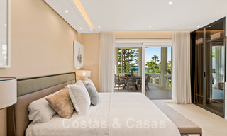 Appartement exclusif à vendre avec vue sur la mer dans un complexe en première ligne de plage sur le nouveau Golden Mile, Marbella - Estepona 35567 