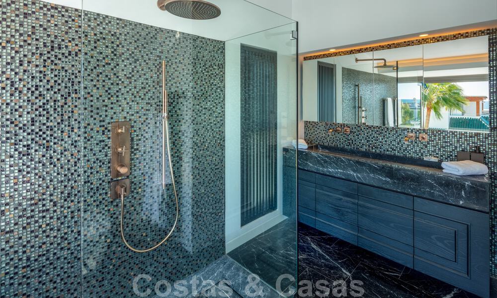 Villa de luxe en deuxième ligne de la plage à vendre à Puente Romano, Golden Mile, Marbella 35622