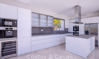 Prête à emménager, nouvelle villa de luxe moderne dans une résidence fermée à vendre à Marbella - Benahavis 35705 