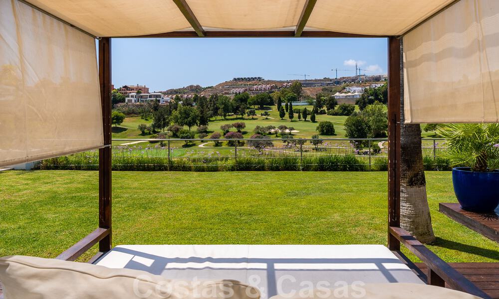 Villa de luxe prête à emménager, en première ligne du golf à Benahavis - Marbella 35810