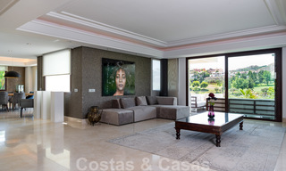 Villa de luxe prête à emménager, en première ligne du golf à Benahavis - Marbella 35812 