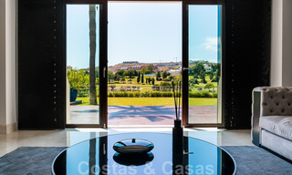 Villa de luxe prête à emménager, en première ligne du golf à Benahavis - Marbella 35813 
