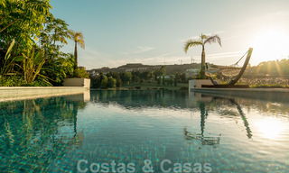 Villa de luxe prête à emménager, en première ligne du golf à Benahavis - Marbella 35837 