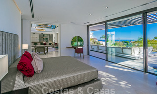 Prêt à emménager, villa moderne, super luxueuse à vendre avec vue imprenable dans une urbanisation de golf à Marbella - Benahavis 35887 