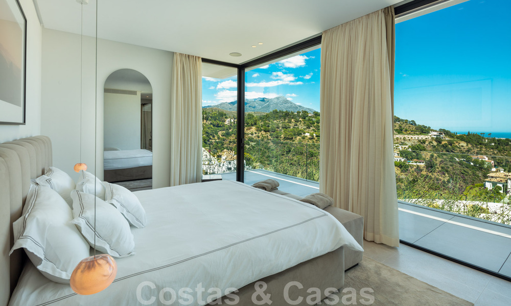Sensationnelle villa de luxe moderne à vendre avec vue sur la mer à El Madroñal, dans la région de Marbella – Benahavis 35929