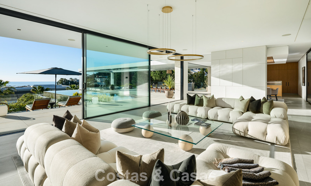 Sensationnelle villa de luxe moderne à vendre avec vue sur la mer à El Madroñal, dans la région de Marbella – Benahavis 779440