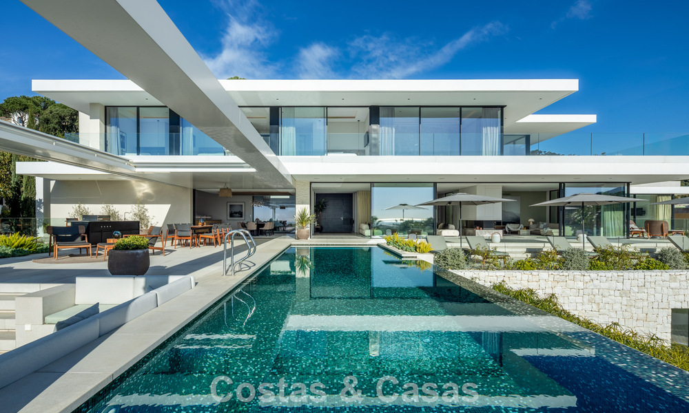 Sensationnelle villa de luxe moderne à vendre avec vue sur la mer à El Madroñal, dans la région de Marbella – Benahavis 779447