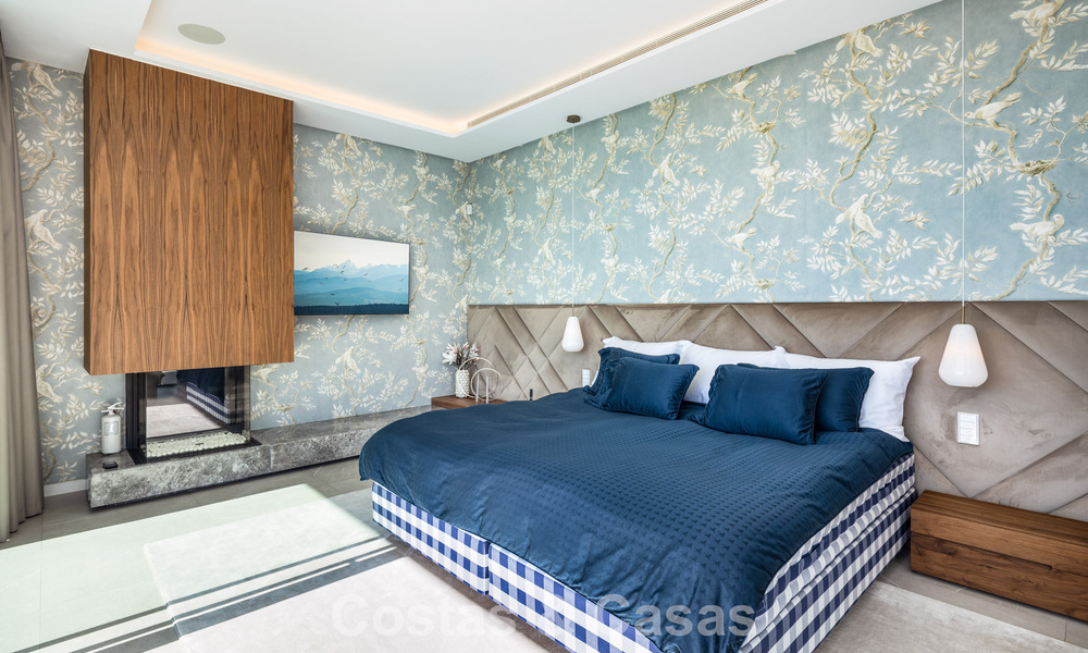 Sensationnelle villa de luxe moderne à vendre avec vue sur la mer à El Madroñal, dans la région de Marbella – Benahavis 779454