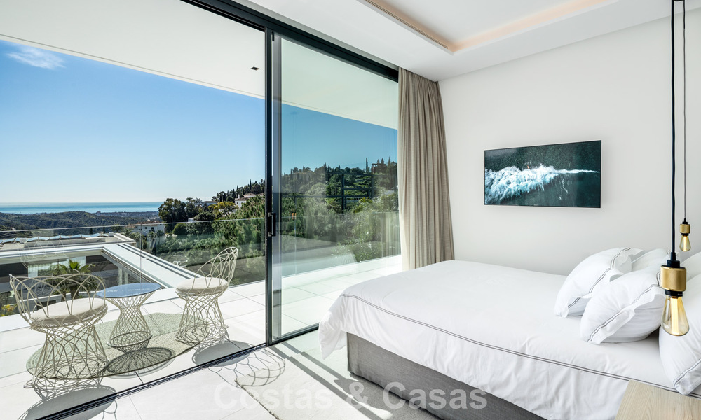 Sensationnelle villa de luxe moderne à vendre avec vue sur la mer à El Madroñal, dans la région de Marbella – Benahavis 779457
