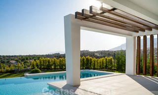 Villa de golf contemporaine à vendre avec des vues magnifiques à Marbella Est 36044 