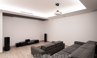 Prête à emménager, toute nouvelle villa moderne et design avec vue imprenable à vendre à Marbella - Benahavis 36045 