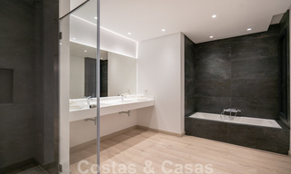 Prête à emménager, toute nouvelle villa moderne et design avec vue imprenable à vendre à Marbella - Benahavis 36048 