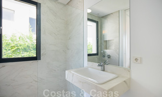 Prête à emménager, toute nouvelle villa moderne et design avec vue imprenable à vendre à Marbella - Benahavis 36052 