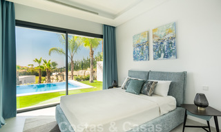 Prête à emménager, toute nouvelle villa moderne et design avec vue imprenable à vendre à Marbella - Benahavis 36054 