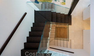 Prête à emménager, toute nouvelle villa moderne et design avec vue imprenable à vendre à Marbella - Benahavis 36067 