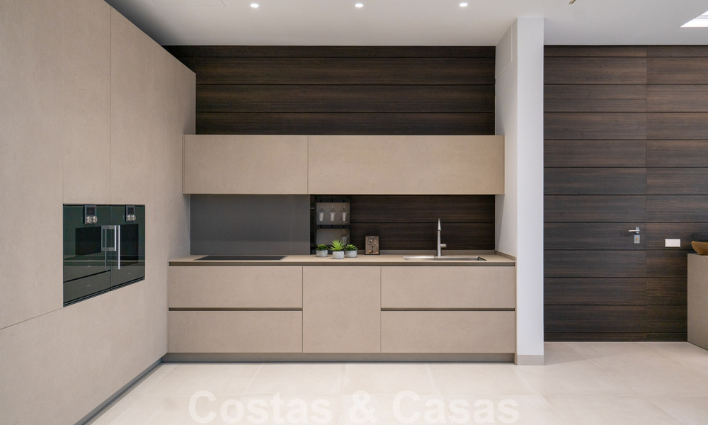 Prête à emménager, toute nouvelle villa moderne et design avec vue imprenable à vendre à Marbella - Benahavis 36071