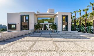 Nouvelle villa de luxe à vendre avec vue sur la mer dans l'exclusif La Zagaleta Golf Resort, Benahavis - Marbella 40113 