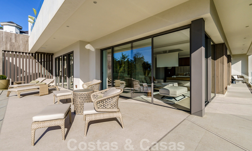 Nouvelle villa de luxe à vendre avec vue sur la mer dans l'exclusif La Zagaleta Golf Resort, Benahavis - Marbella 40121