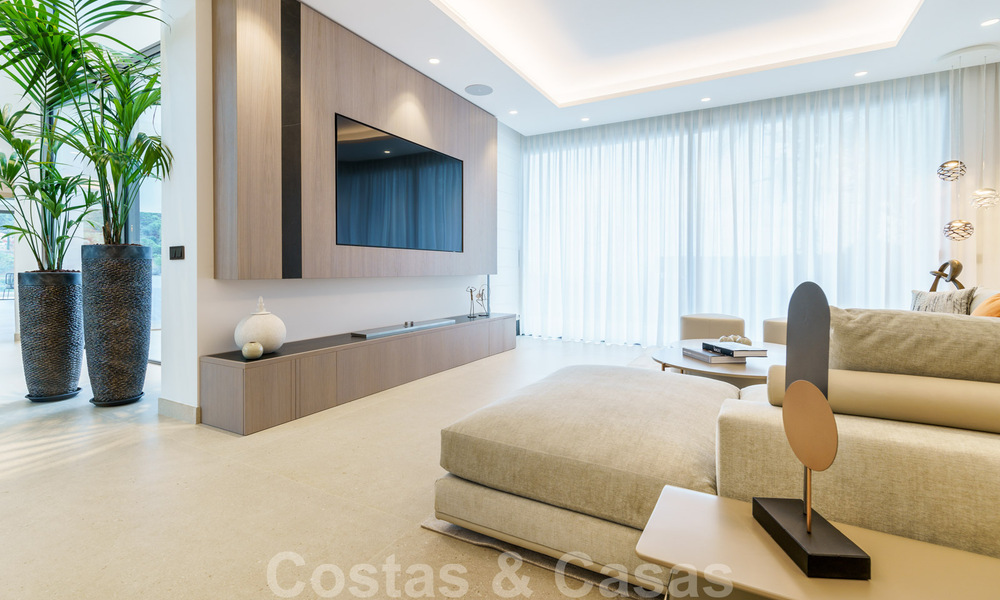 Nouvelle villa de luxe à vendre avec vue sur la mer dans l'exclusif La Zagaleta Golf Resort, Benahavis - Marbella 40126