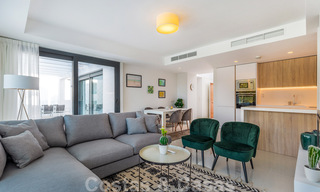 Penthouse de luxe moderne à vendre dans un complexe design en première ligne de golf à Benahavis - Marbella 36133 