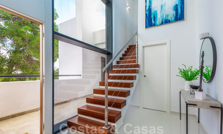 Penthouse de luxe moderne à vendre dans un complexe design en première ligne de golf à Benahavis - Marbella 36140 