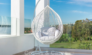 Penthouse de luxe moderne à vendre dans un complexe design en première ligne de golf à Benahavis - Marbella 36144 