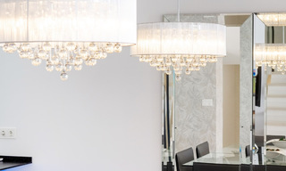 Villa de style contemporain immaculée à vendre à proximité de la plage et des clubs de plage et à distance de marche de la promenade et du centre de San Pedro, Marbella 36351 