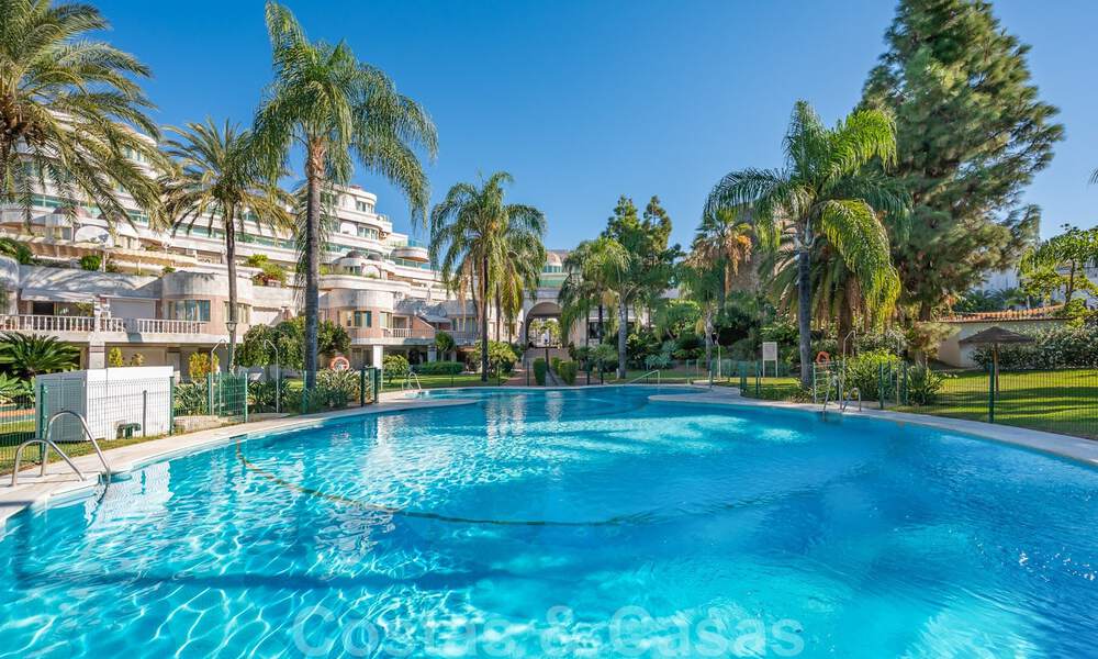 Appartement à vendre avec vue sur la mer dans le complexe emblématique de la plage de Gray d'Albion à Puerto Banus, Marbella 36256