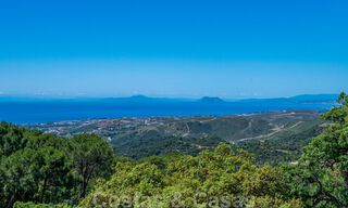Vente d'une élégante villa rustique de luxe avec vue panoramique sur la mer dans l'exclusif La Zagaleta Golf Resort, Benahavis - Marbella 36281 