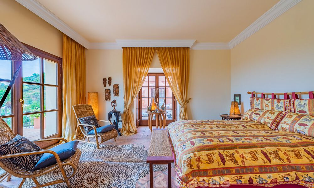 Vente d'une élégante villa rustique de luxe avec vue panoramique sur la mer dans l'exclusif La Zagaleta Golf Resort, Benahavis - Marbella 36288