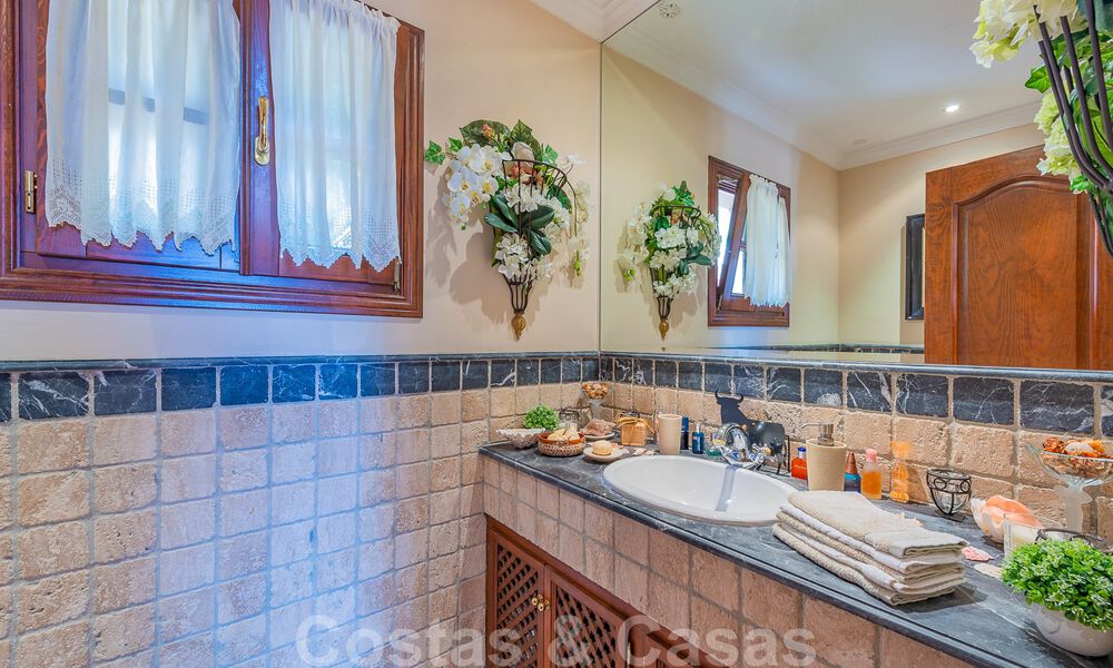 Vente d'une élégante villa rustique de luxe avec vue panoramique sur la mer dans l'exclusif La Zagaleta Golf Resort, Benahavis - Marbella 36291