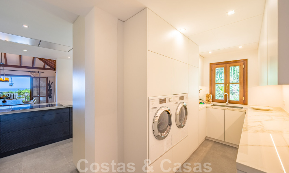 Vente d'une élégante villa rustique de luxe avec vue panoramique sur la mer dans l'exclusif La Zagaleta Golf Resort, Benahavis - Marbella 36299