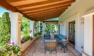 Vente d'une élégante villa rustique de luxe avec vue panoramique sur la mer dans l'exclusif La Zagaleta Golf Resort, Benahavis - Marbella 36302 