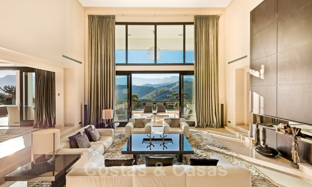 Villa de luxe de style moderne aux accents méditerranéens à vendre dans l'exclusif La Zagaleta Golf Resort à Benahavis - Marbella 36326