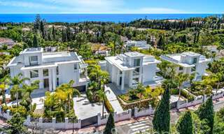 Villas modernes de style avant-gardiste à vendre sur le prestigieux Golden Mile de Marbella 69668 