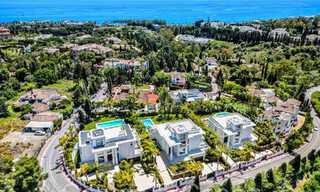 Villas modernes de style avant-gardiste à vendre sur le prestigieux Golden Mile de Marbella 69669 