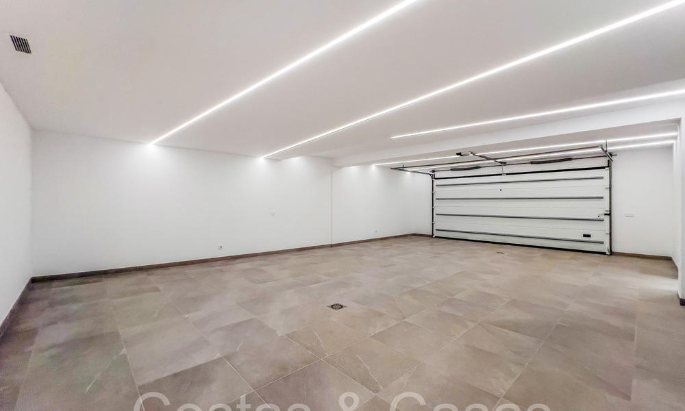 Villas modernes de style avant-gardiste à vendre sur le prestigieux Golden Mile de Marbella 69683