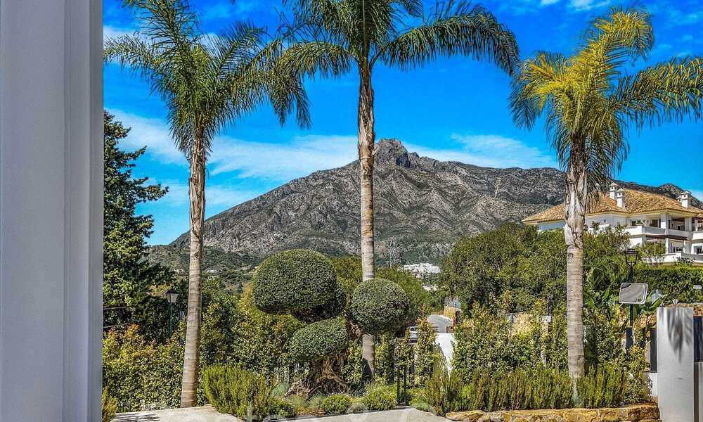 Villas modernes de style avant-gardiste à vendre sur le prestigieux Golden Mile de Marbella 69688